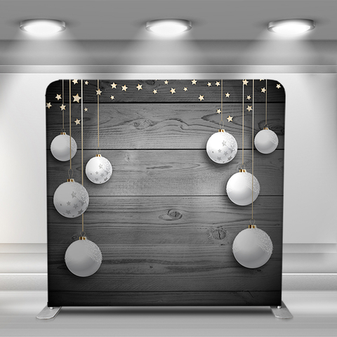 Wooden wall with lamp